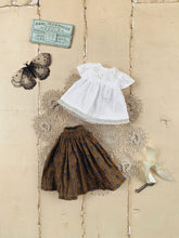 Load image into Gallery viewer, Blythe Doll Skirt and Blouse Set – Printed floral skirt