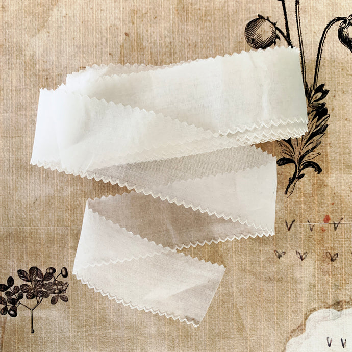 Vintage Organdie lace trim