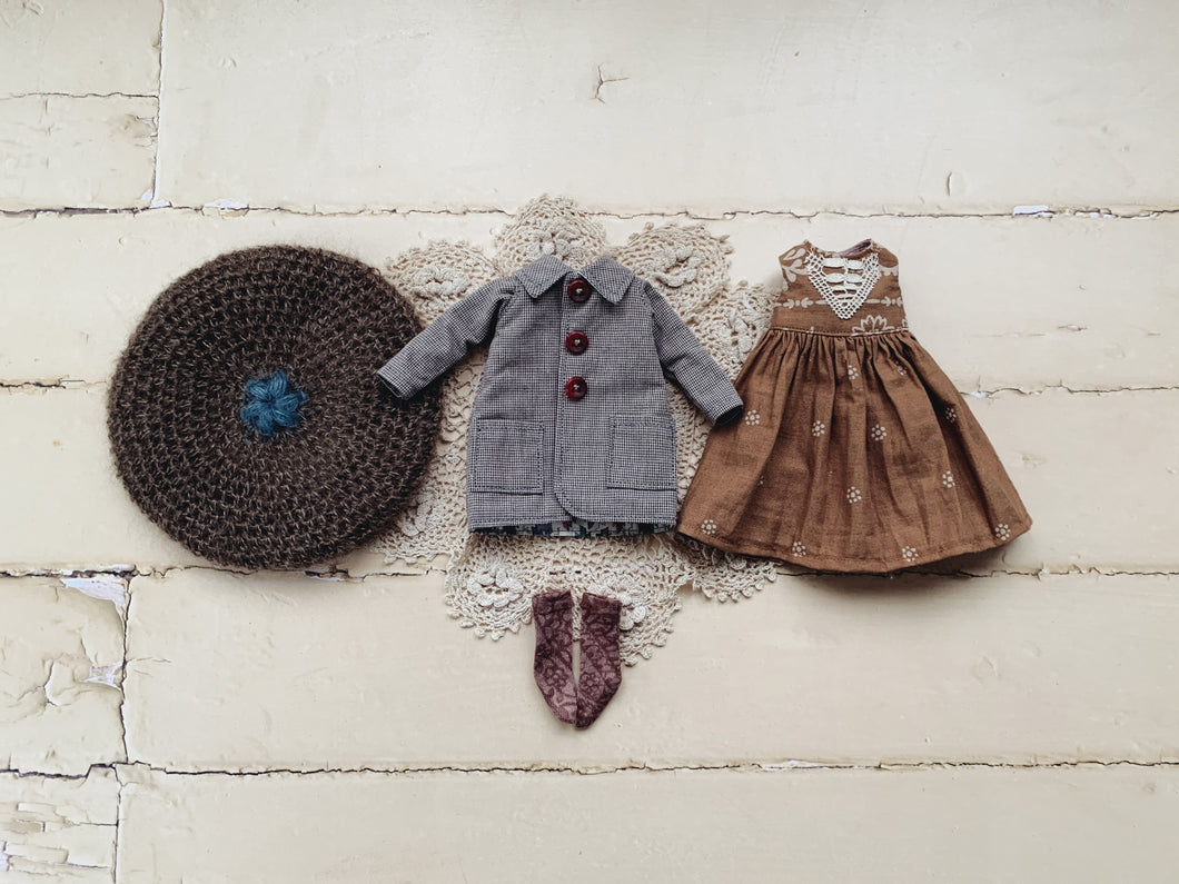 A Winter Capsule Wardrobe for Blythe - 4 parts