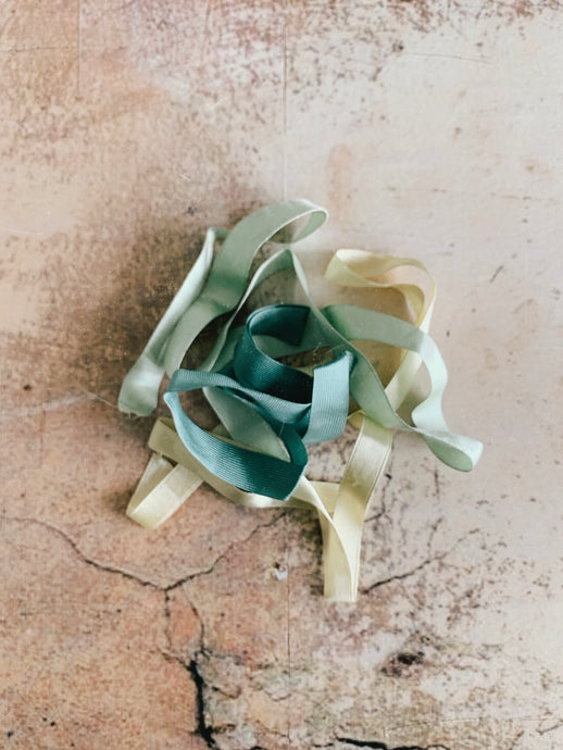 Vintage Ribbons, antique shades