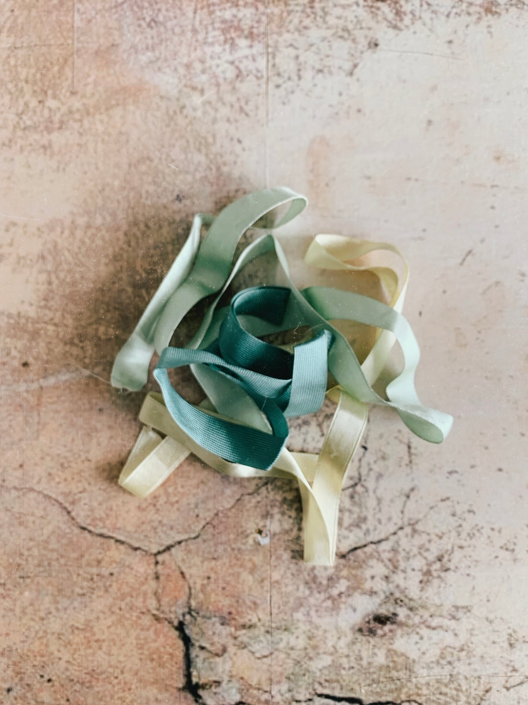Vintage Ribbons, antique shades